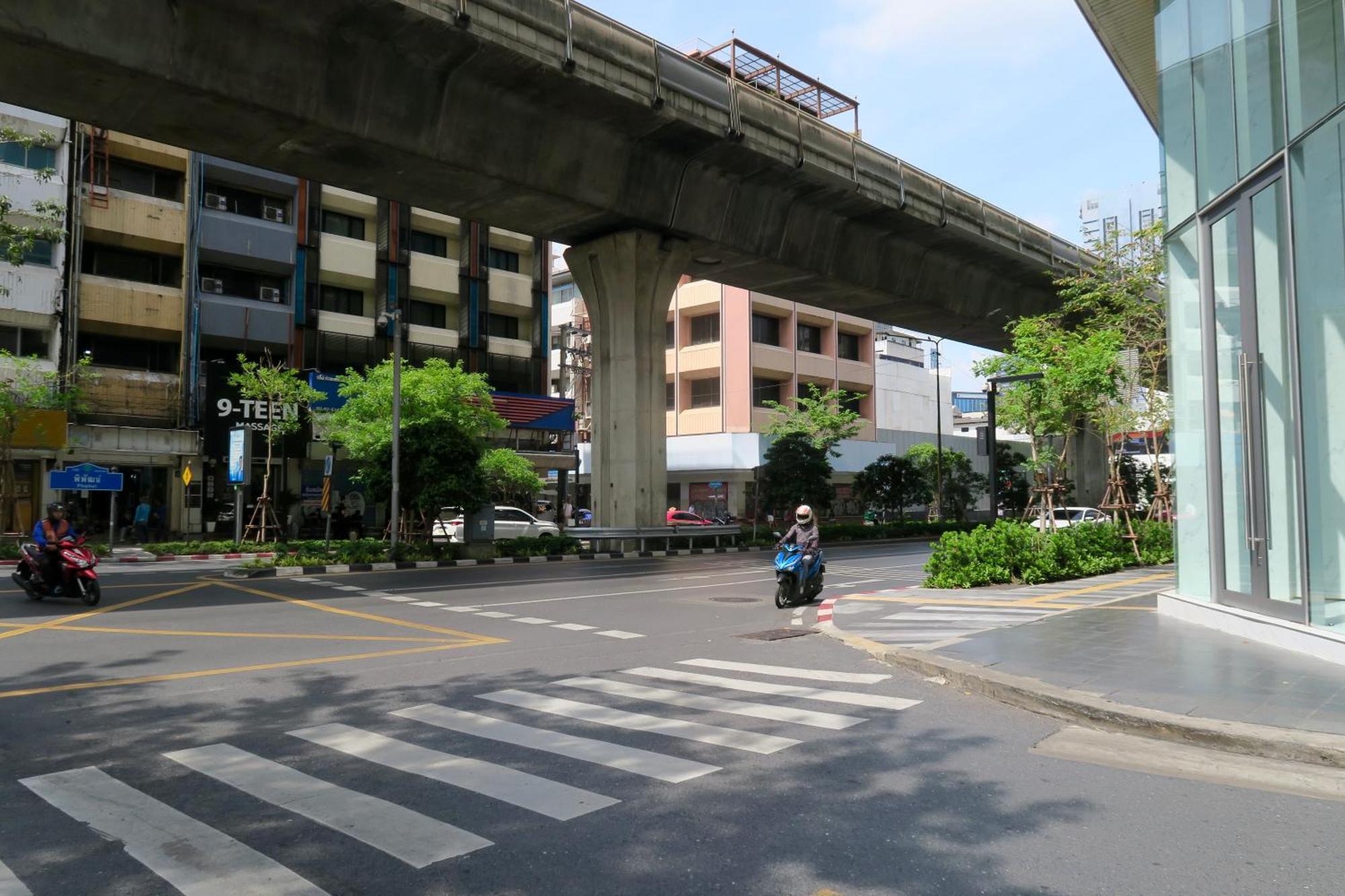 Les Fleurs Bangkok Hostel Exteriér fotografie